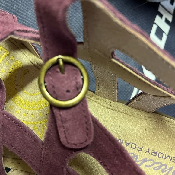 Skechers Memory Foam Suede Leather Wedge Sandals - Picture 5 of 5